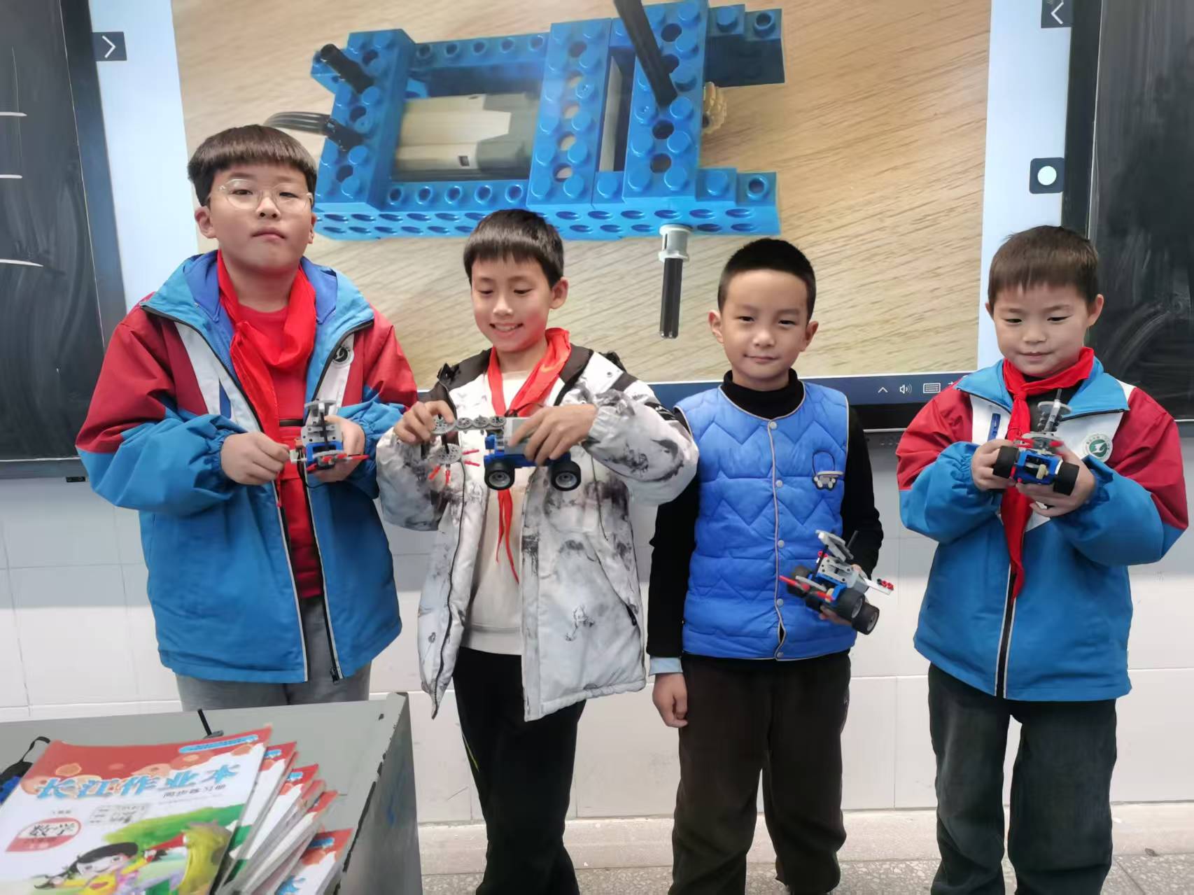 1763081684846622.jpg 1763081684846622.jpg